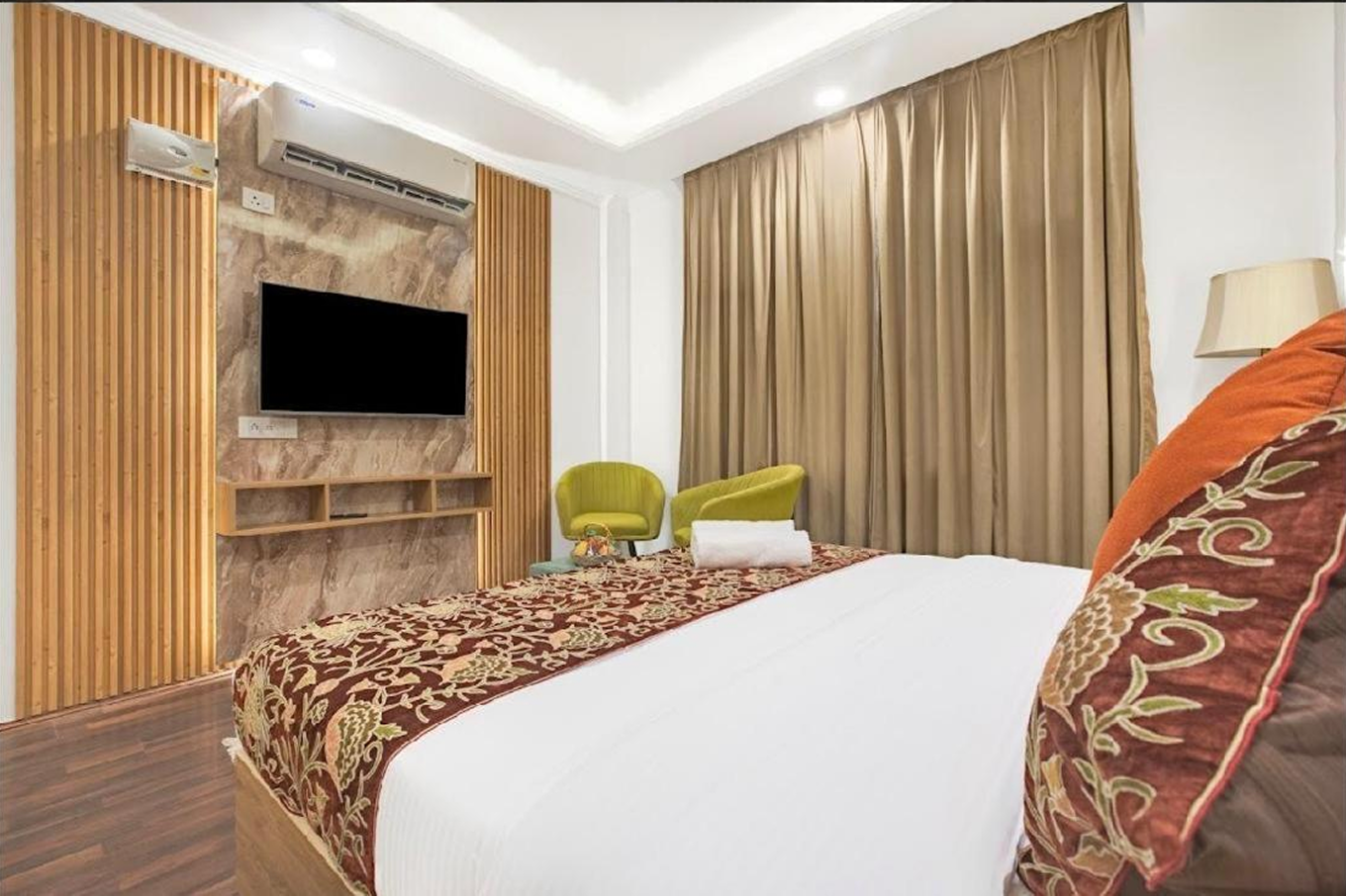 (Hotel) Seven Hill star